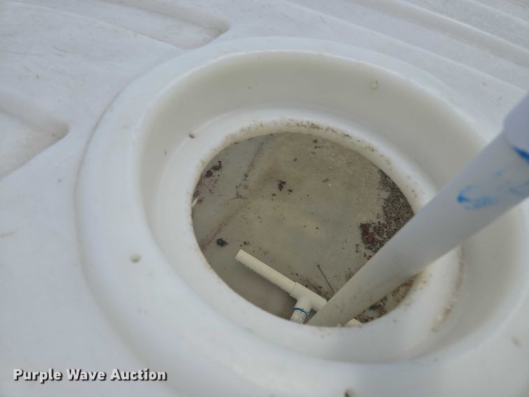 image for item EV1525 Poly tank