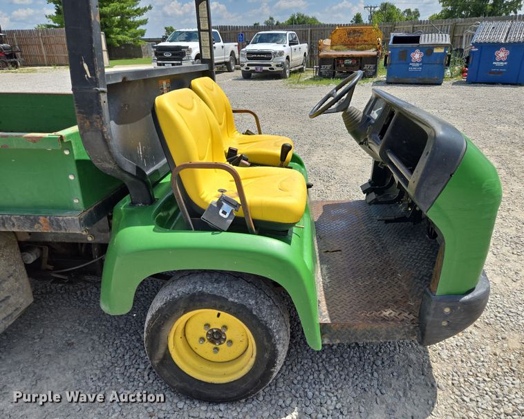 image for item EV1526 1998 John Deere 2030 Pro Gator utility vehicle