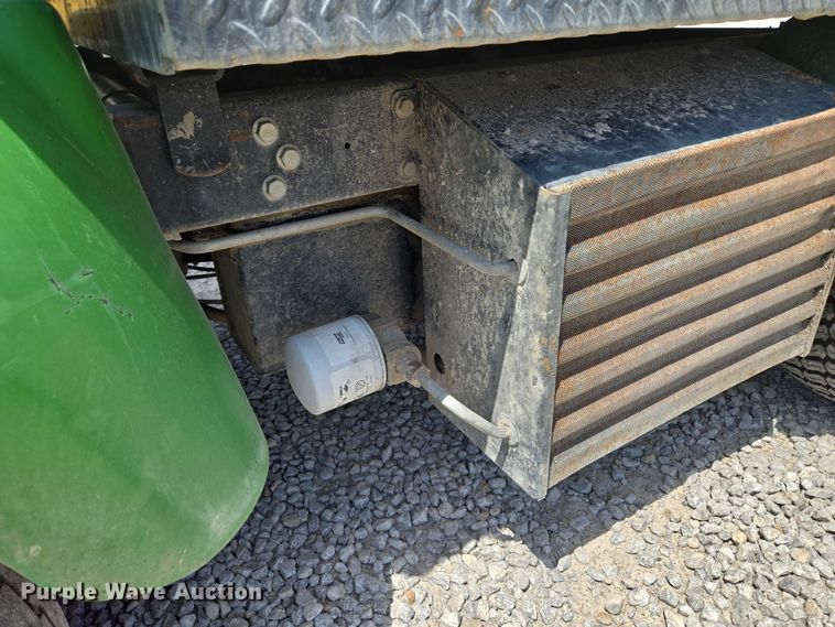 image for item EV1526 1998 John Deere 2030 Pro Gator utility vehicle