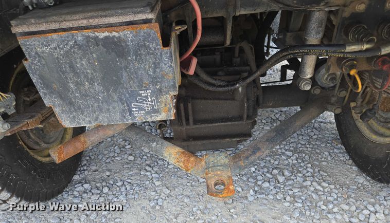 image for item EV1526 1998 John Deere 2030 Pro Gator utility vehicle