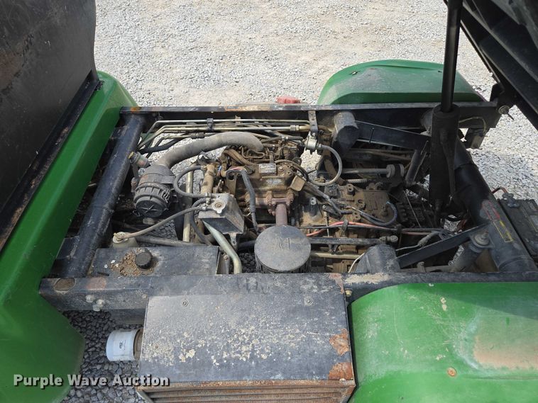 image for item EV1526 1998 John Deere 2030 Pro Gator utility vehicle