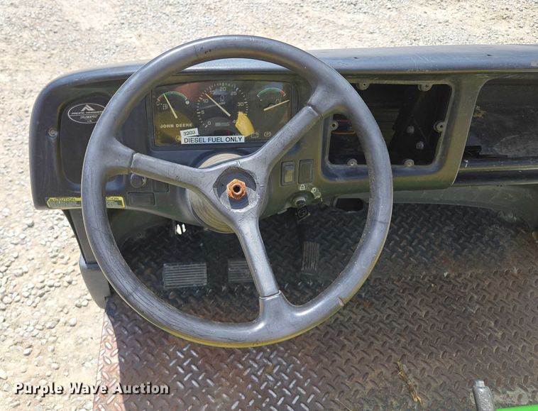 image for item EV1526 1998 John Deere 2030 Pro Gator utility vehicle