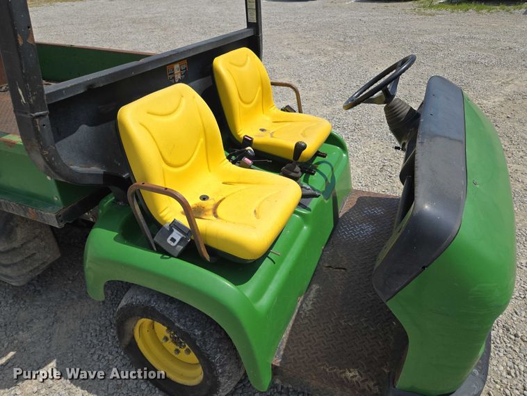 image for item EV1526 1998 John Deere 2030 Pro Gator utility vehicle