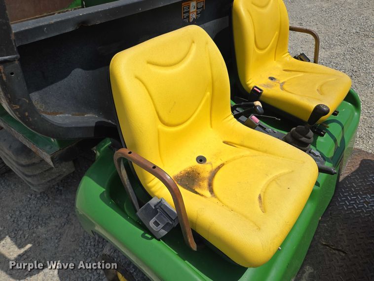 image for item EV1526 1998 John Deere 2030 Pro Gator utility vehicle