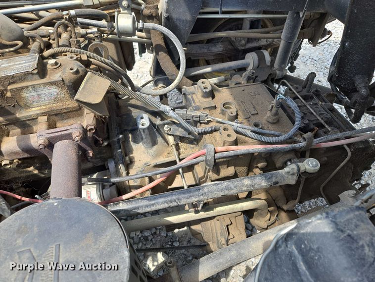 image for item EV1526 1998 John Deere 2030 Pro Gator utility vehicle