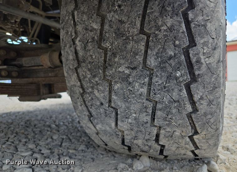 image for item EV1526 1998 John Deere 2030 Pro Gator utility vehicle