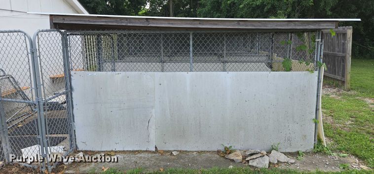 image for item EV1527 Kennel