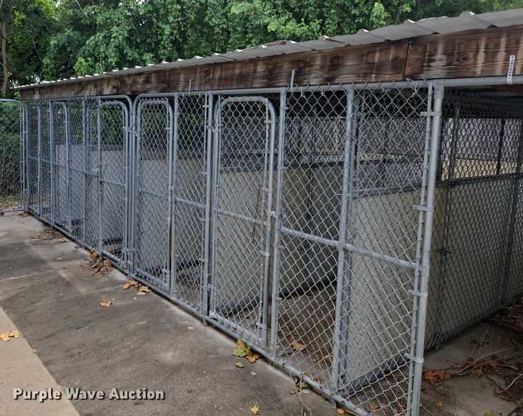 image for item EV1527 Kennel