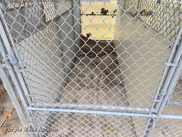 image for item EV1527 Kennel