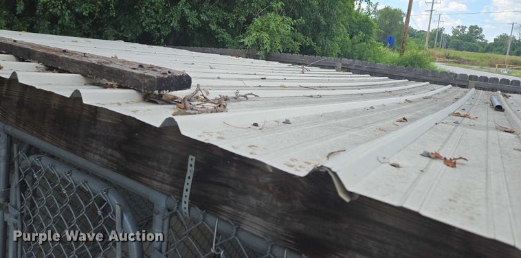 image for item EV1527 Kennel