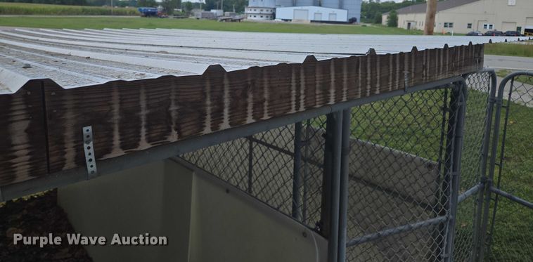 image for item EV1527 Kennel