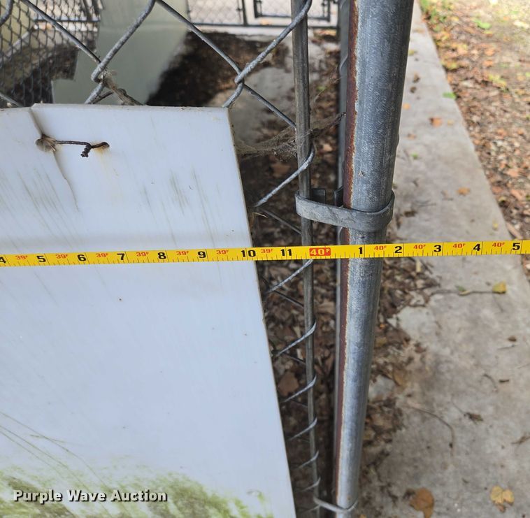 image for item EV1527 Kennel