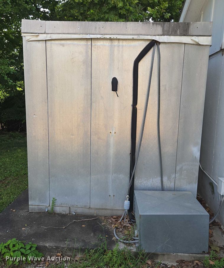 image for item EV1529 FridgAmerica FA0212 walk-in-freezer