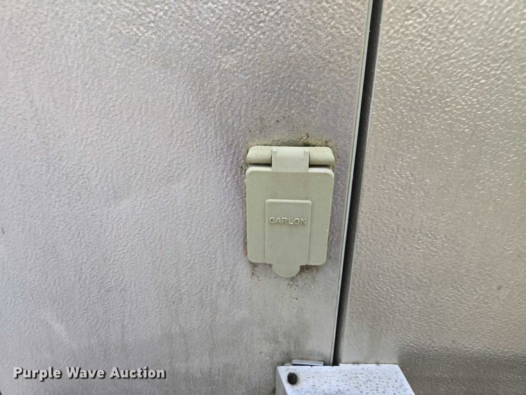 image for item EV1529 FridgAmerica FA0212 walk-in-freezer