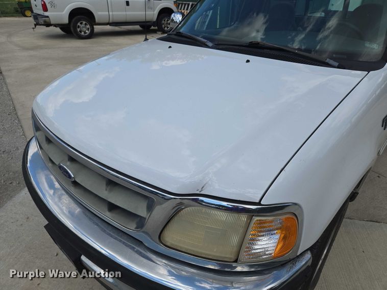 image for item EV1530 1998 Ford F150  pickup truck