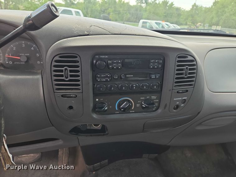 image for item EV1530 1998 Ford F150  pickup truck