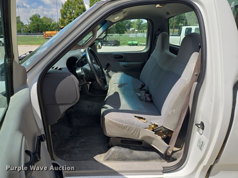 image for item EV1531 2000 Ford F150 pickup truck