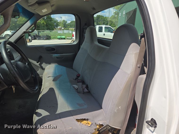 image for item EV1531 2000 Ford F150 pickup truck