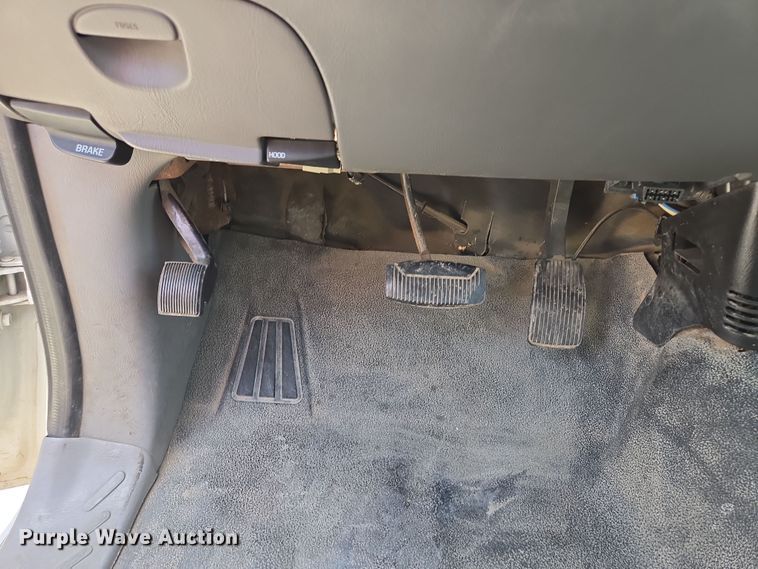 image for item EV1531 2000 Ford F150 pickup truck