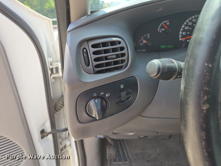 image for item EV1531 2000 Ford F150 pickup truck