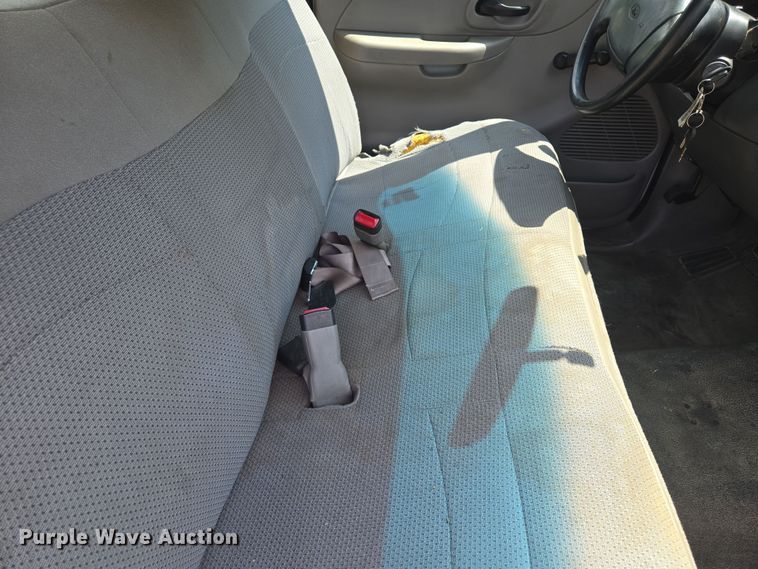 image for item EV1531 2000 Ford F150 pickup truck