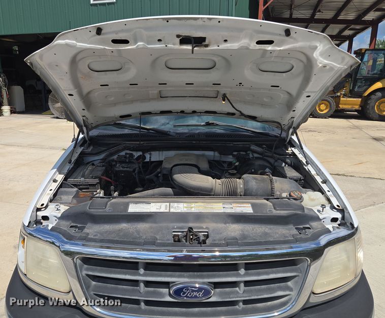 image for item EV1531 2000 Ford F150 pickup truck