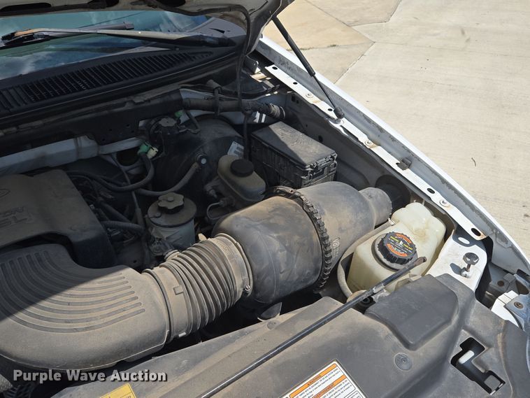 image for item EV1531 2000 Ford F150 pickup truck