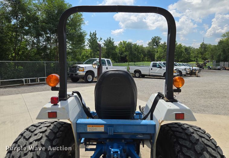 image for item EV1535 1996 New Holland 2120 MFWD tractor