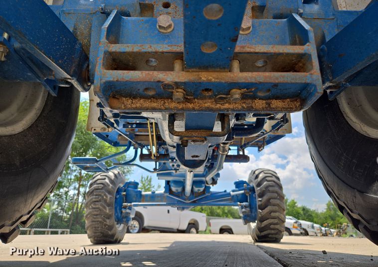 image for item EV1535 1996 New Holland 2120 MFWD tractor