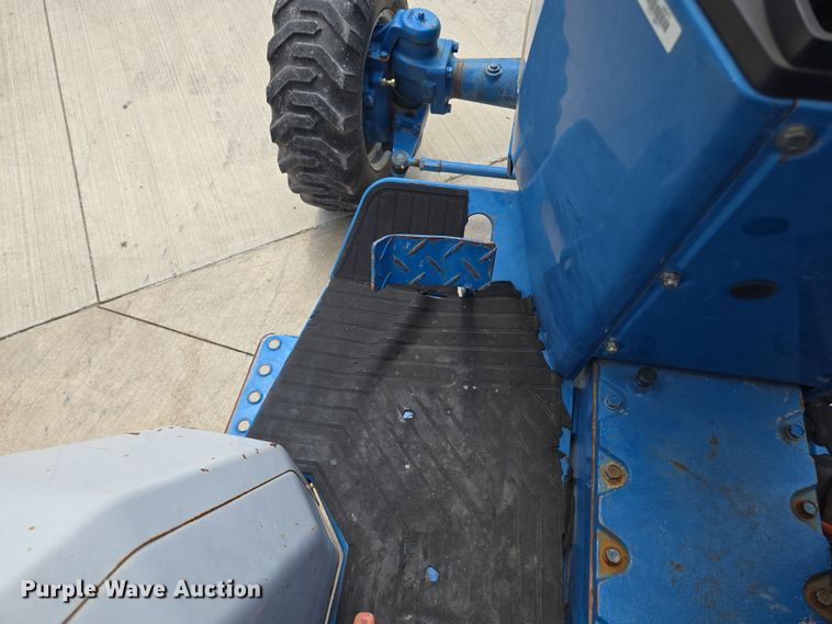 image for item EV1535 1996 New Holland 2120 MFWD tractor