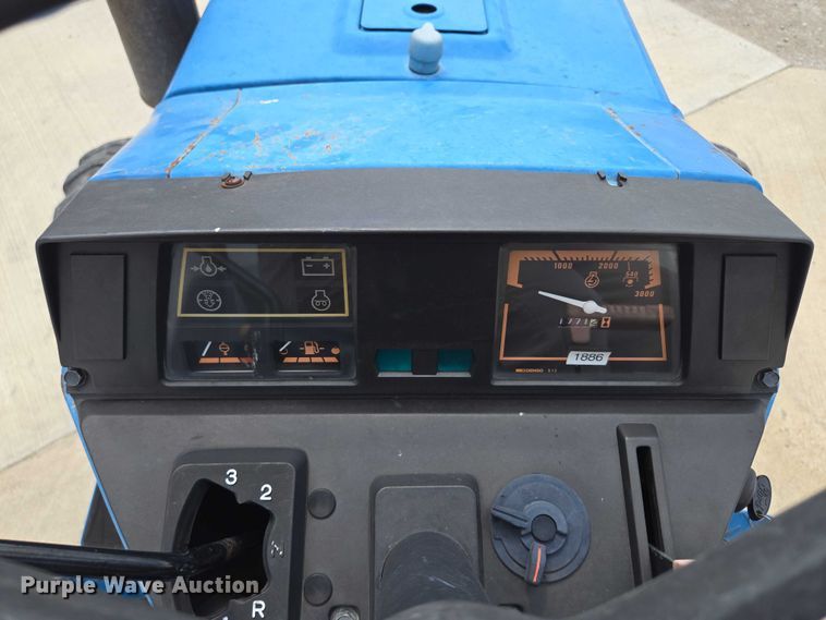 image for item EV1535 1996 New Holland 2120 MFWD tractor