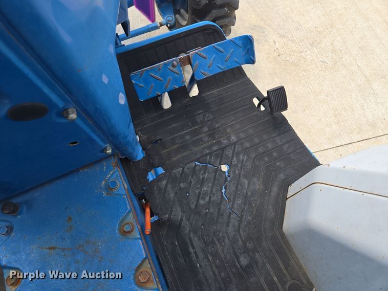 image for item EV1535 1996 New Holland 2120 MFWD tractor