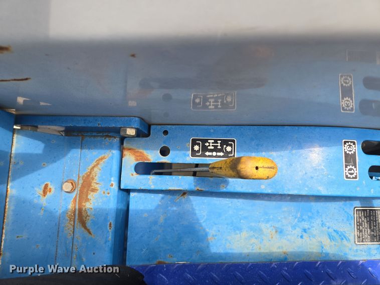 image for item EV1535 1996 New Holland 2120 MFWD tractor