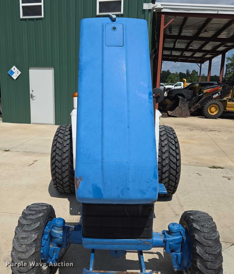 image for item EV1535 1996 New Holland 2120 MFWD tractor