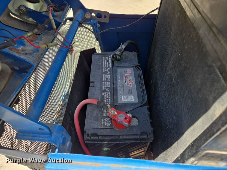 image for item EV1535 1996 New Holland 2120 MFWD tractor