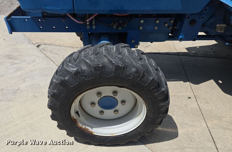 image for item EV1535 1996 New Holland 2120 MFWD tractor