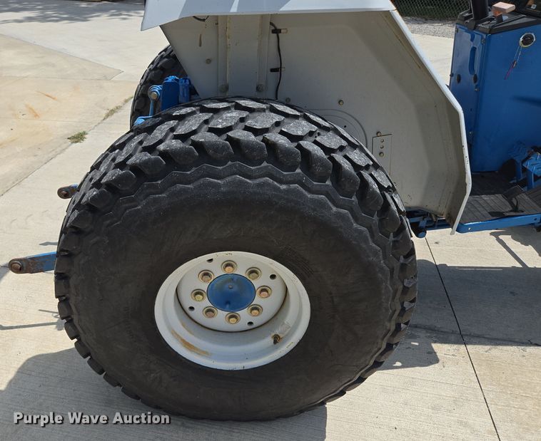 image for item EV1535 1996 New Holland 2120 MFWD tractor