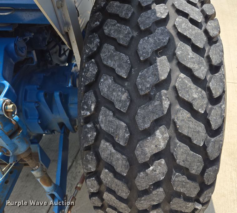 image for item EV1535 1996 New Holland 2120 MFWD tractor