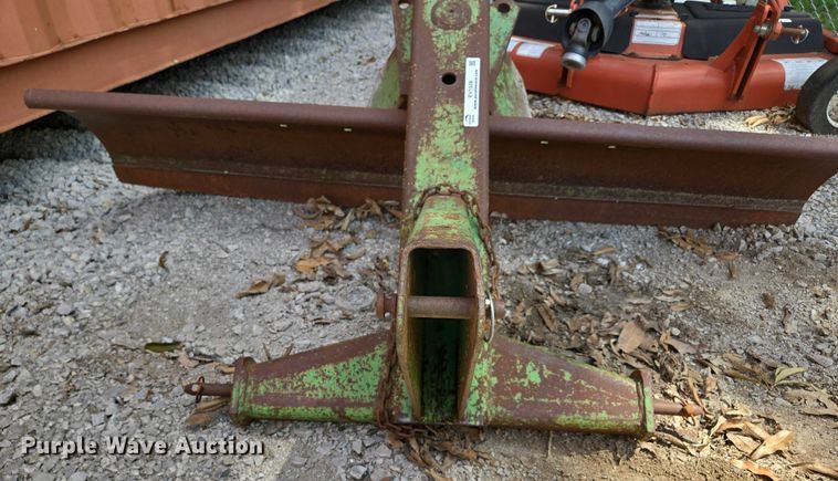 image for item EV1538 John Deere blade