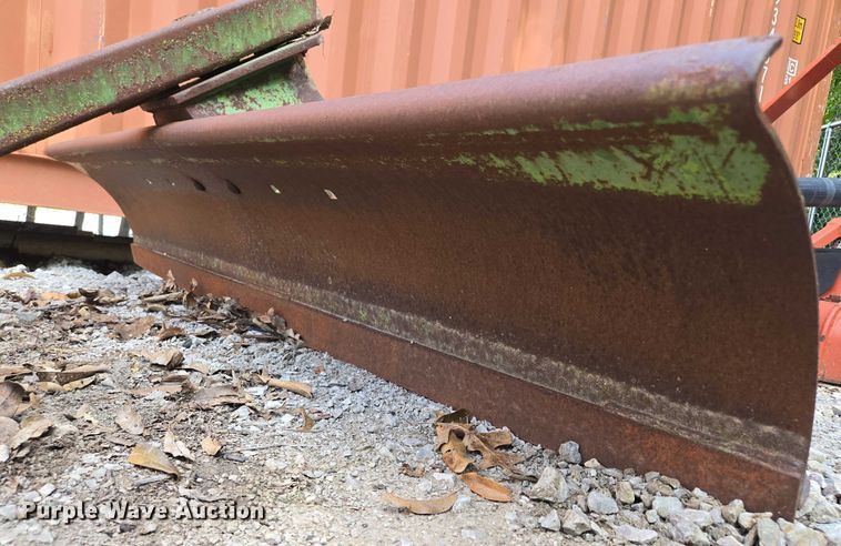 image for item EV1538 John Deere blade