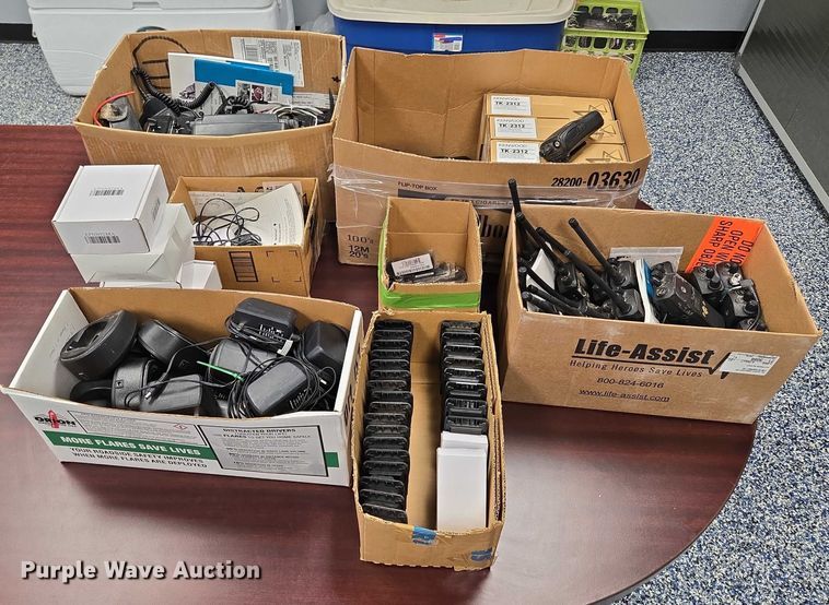 image for item EV1543 Radios