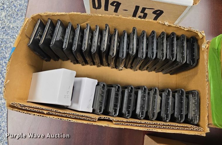 image for item EV1543 Radios