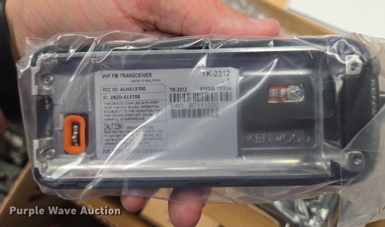 image for item EV1543 Radios