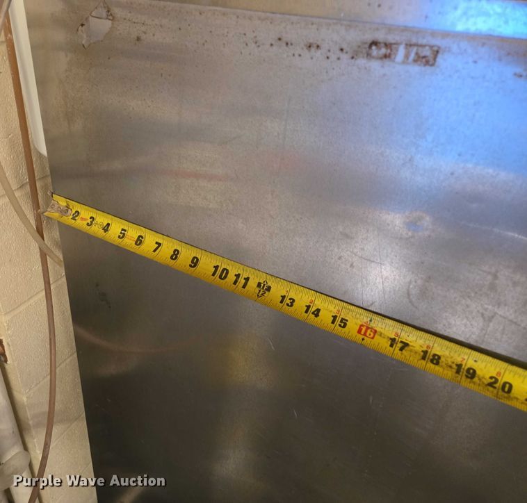 image for item EV1544 Manitowoc ID0906W-261 ice machine