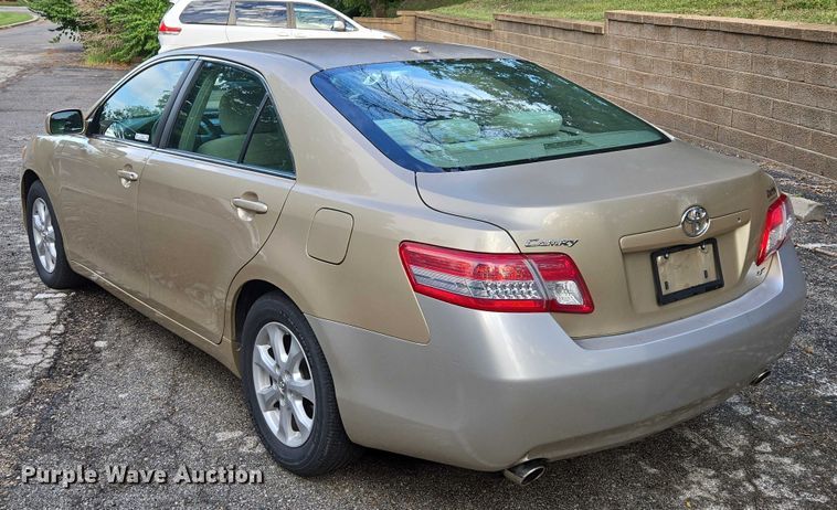 image for item EV1577 2011 Toyota Camry LE  