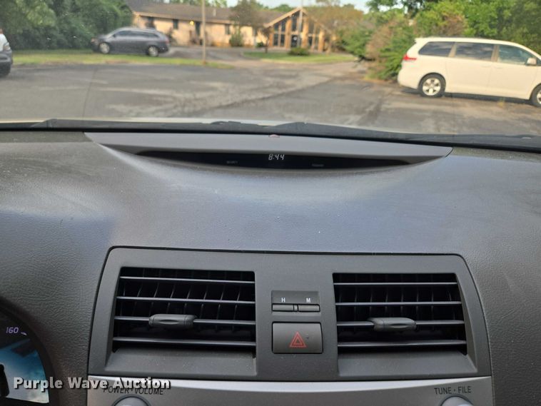 image for item EV1577 2011 Toyota Camry LE  