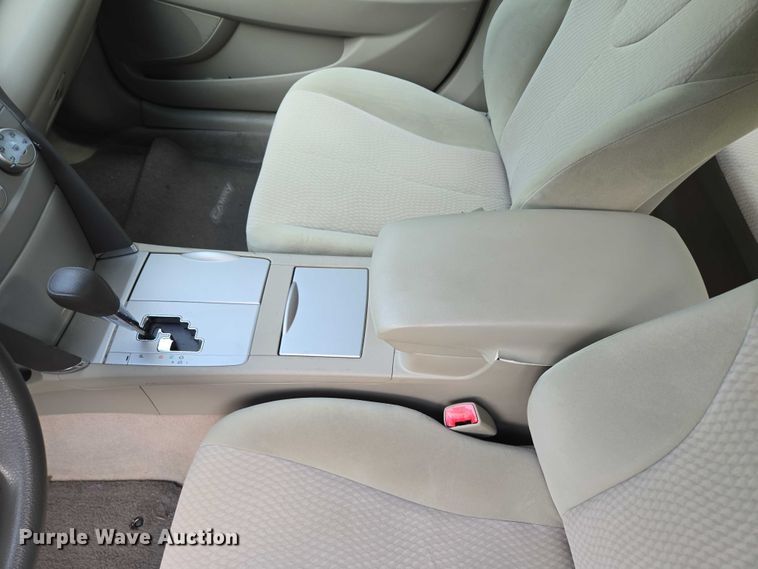 image for item EV1577 2011 Toyota Camry LE  