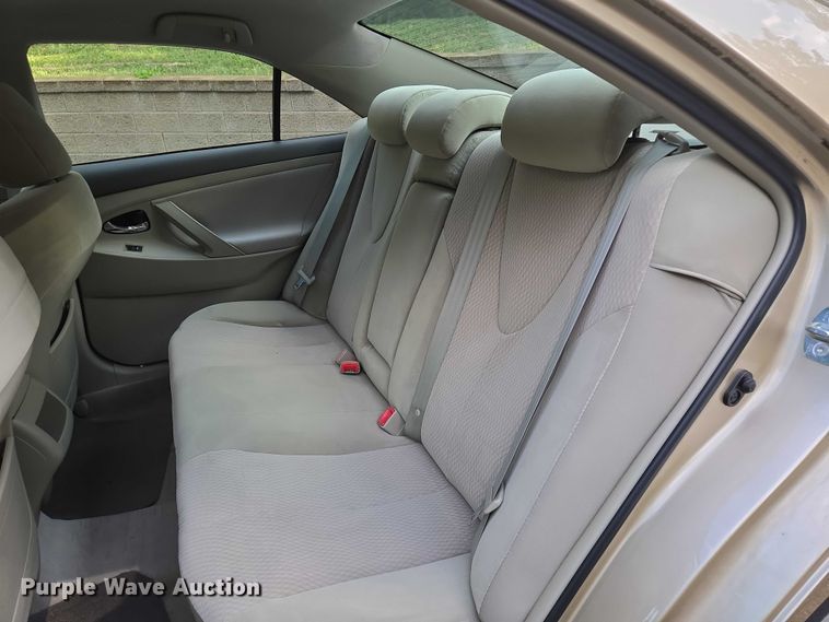 image for item EV1577 2011 Toyota Camry LE  