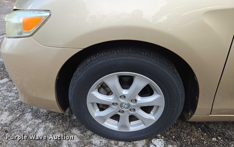 image for item EV1577 2011 Toyota Camry LE  