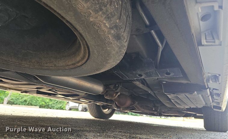 image for item EV1578 2011 Toyota Sienna LE van